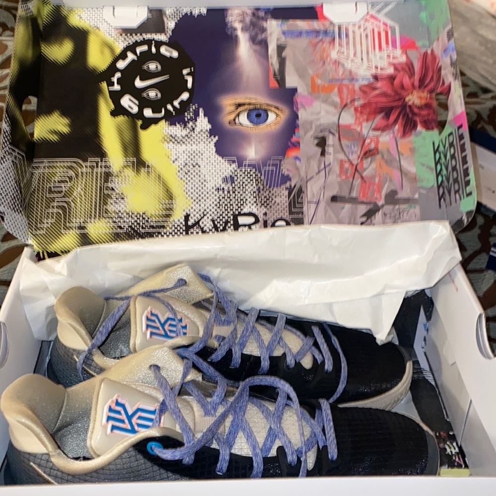 Kyrie low 4s brand new